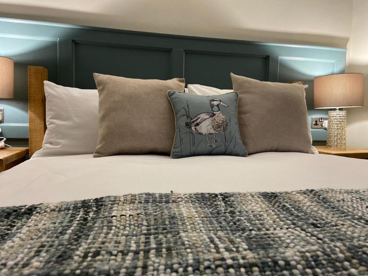 The Wheatsheaf Inn Onneley Ngoại thất bức ảnh